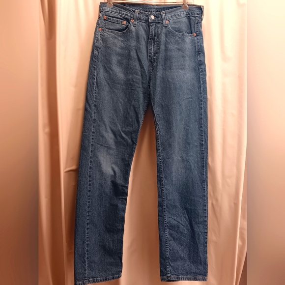 EUC Mens Levi's 505 34 X 34 Regular Fit - Picture 1 of 5